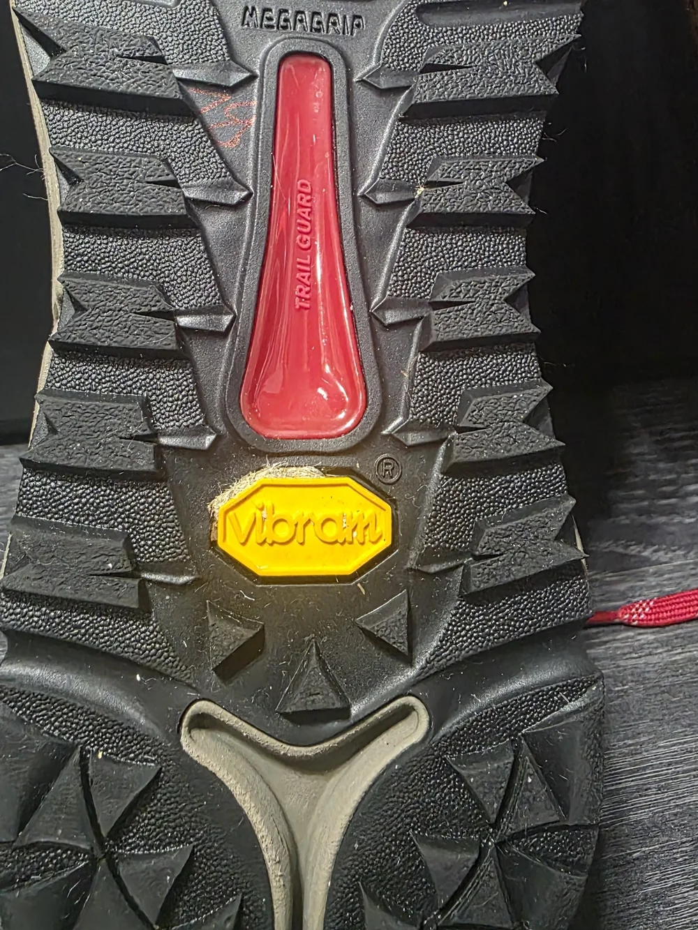 Danner Men's Brown Trail 2650 Hiking Shoes with Red Laces Sz 11.5